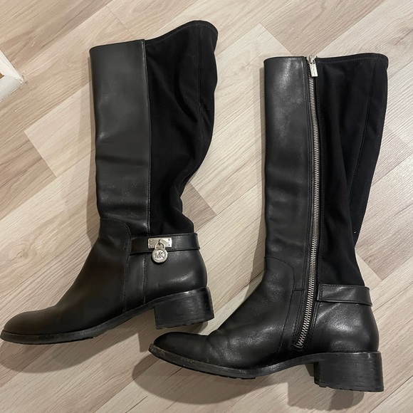 Michael Kors Boots - Picture 1 of 3